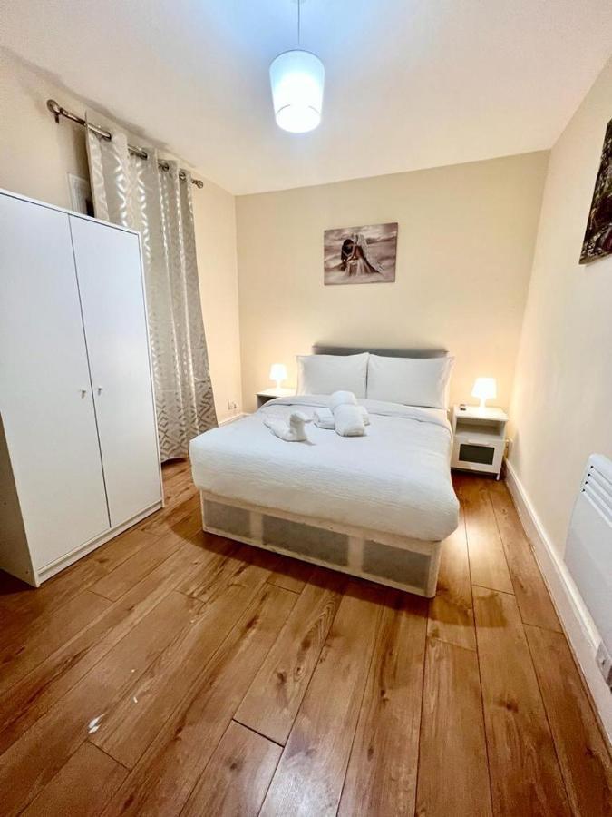 Studio Flat In Colliers Wood Apartment London Exterior photo